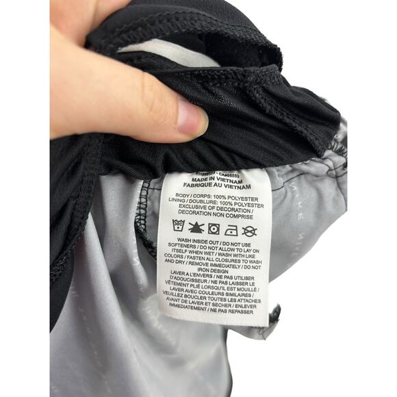 Nike Shorts Womens Large Dri-Fit Tempo Luxe Icon Clash Running Black White - Picture 4 of 5